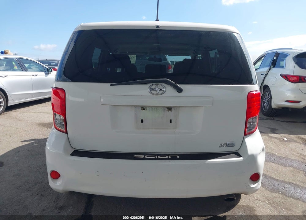 2011 SCION XB VIN: JTLZE4FE7B1125081