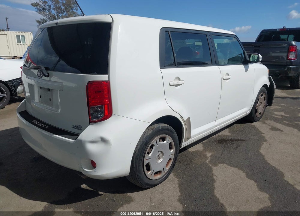 2011 SCION XB VIN: JTLZE4FE7B1125081