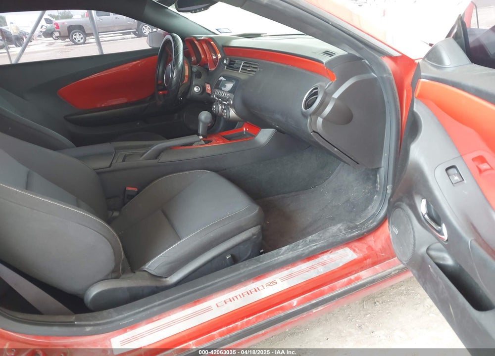 2011 CHEVROLET CAMARO 1LT VIN: 2G1FB1ED2B9157424