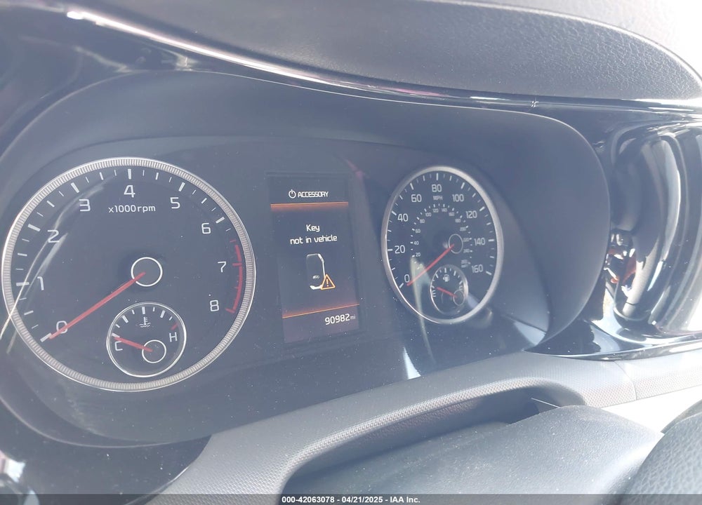 2021 KIA K5 VIN: 5XXG64J26MG040432