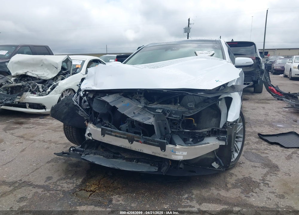 2018 GENESIS G80 3.8 VIN: KMHGN4JE2JU238178