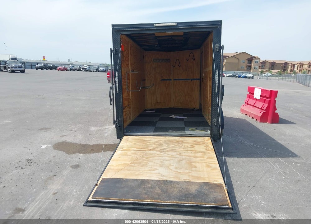 2022 CONTINENTAL CARGO VIN: 5NHUVH216NY043531