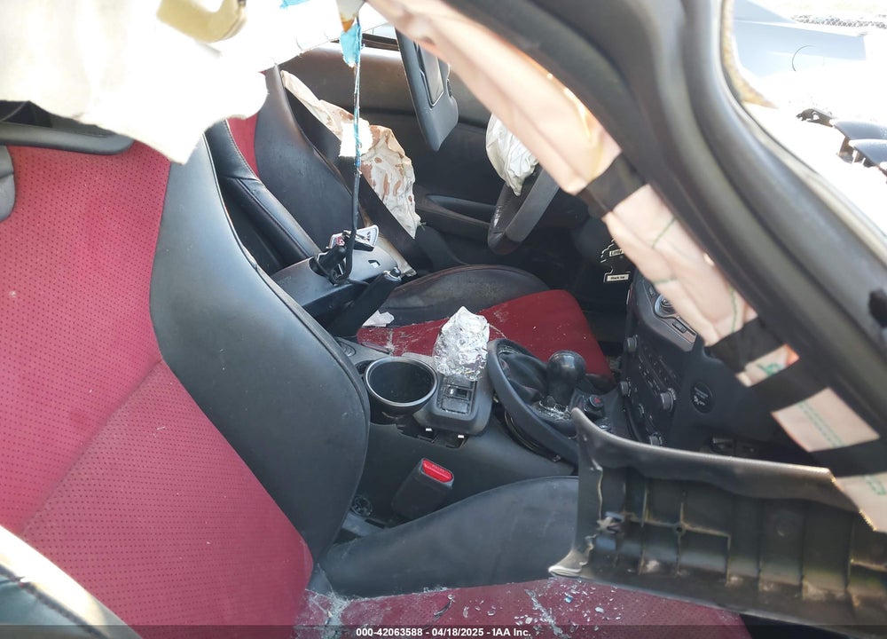 2020 NISSAN 370Z 7-SPEED AUTOMATIC/BASE 6-SPEED MANUAL/NISMO 6-SPEED MANUAL/NISMO 7-SPEED AUTOMATIC VIN: JN1AZ4EH8LM823405
