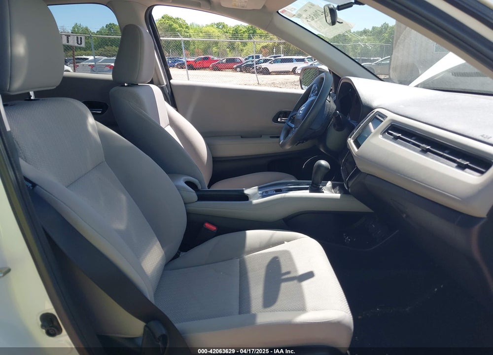2017 HONDA HR-V VIN: 3CZRU5H56HM708054
