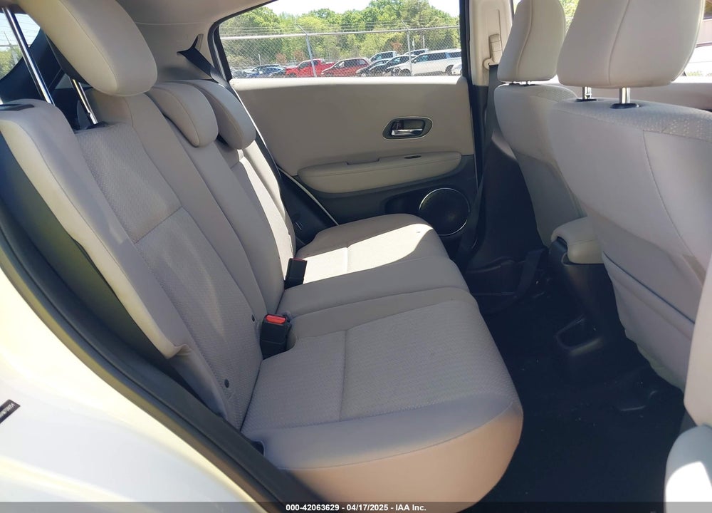 2017 HONDA HR-V VIN: 3CZRU5H56HM708054