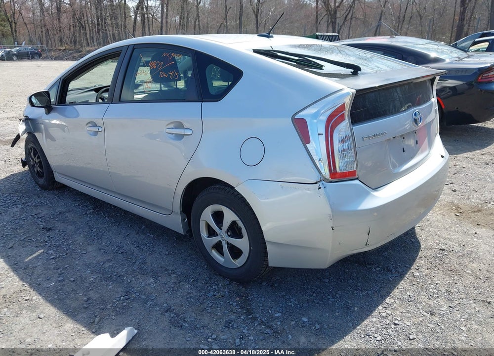2013 TOYOTA PRIUS THREE VIN: JTDKN3DUXD5621845