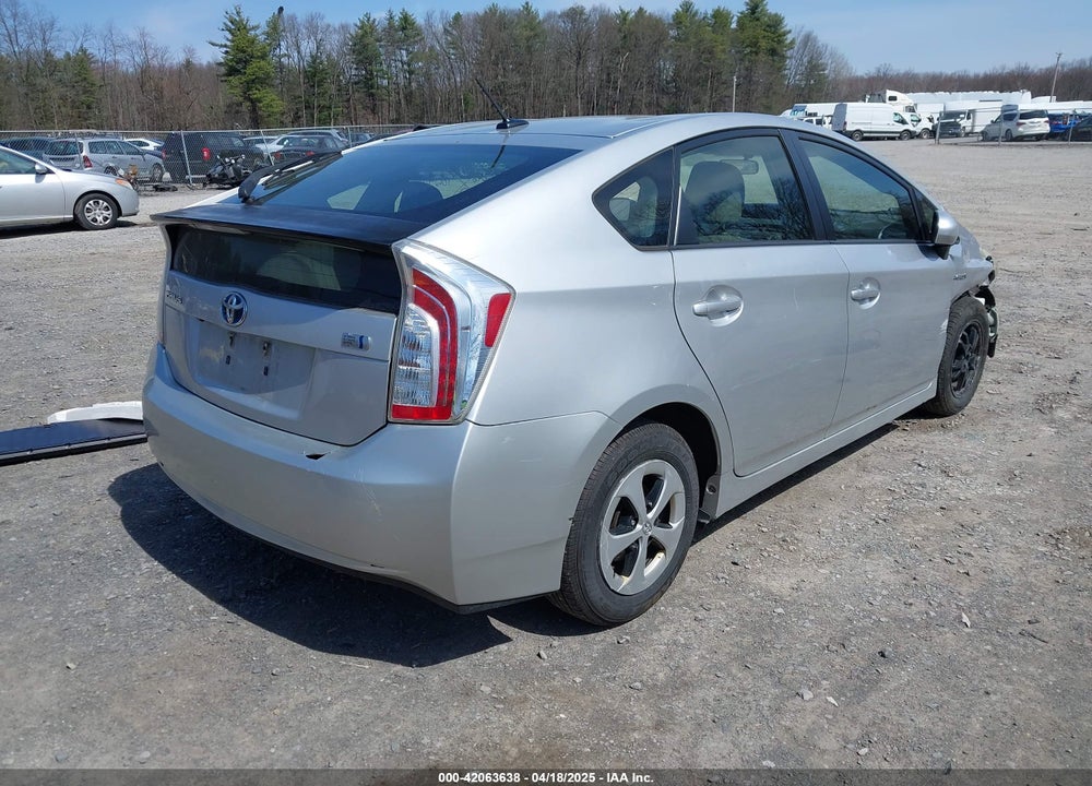 2013 TOYOTA PRIUS THREE VIN: JTDKN3DUXD5621845