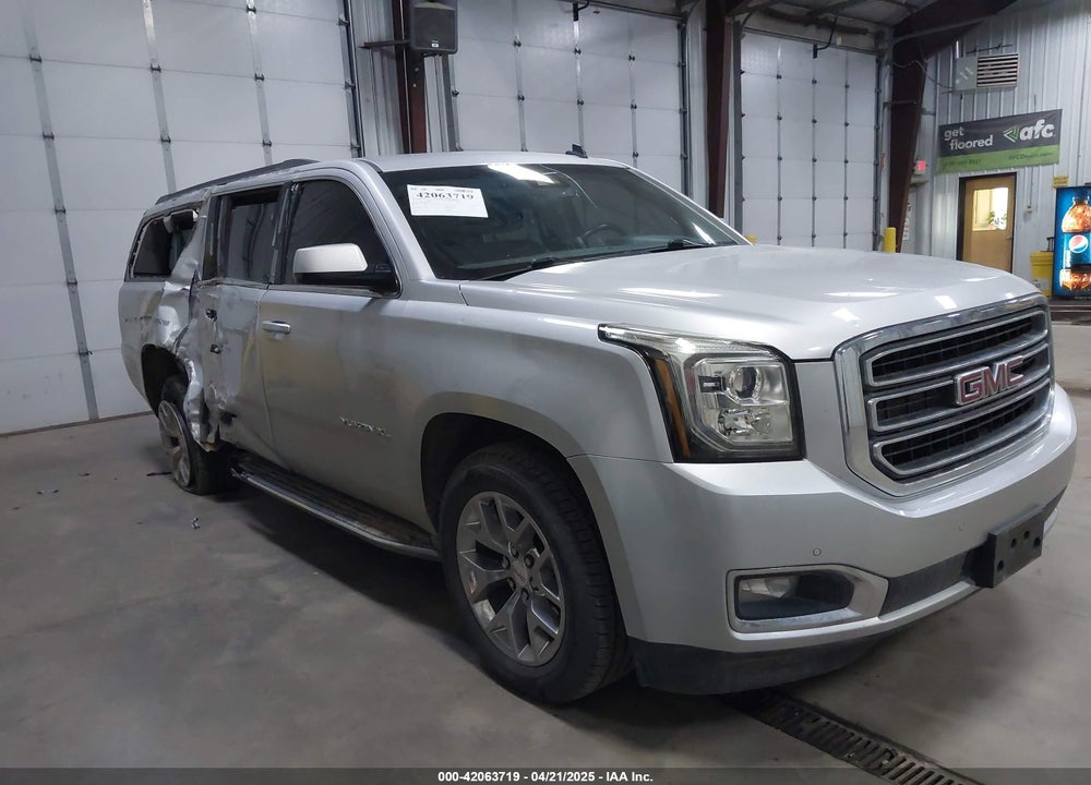 2015 GMC YUKON XL 1500 SLT VIN: 1GKS2HKC5FR200003