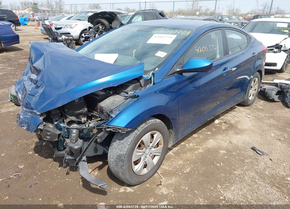 2016 HYUNDAI ELANTRA VIN: KMHDH4AE7GU587887