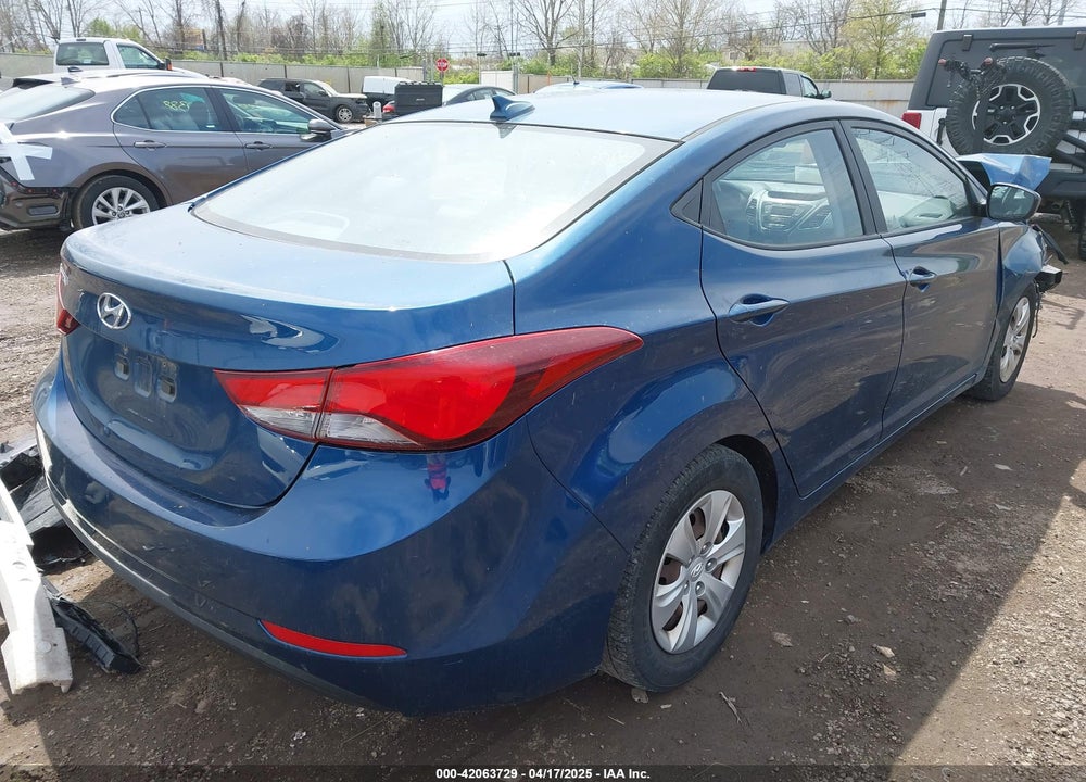2016 HYUNDAI ELANTRA VIN: KMHDH4AE7GU587887