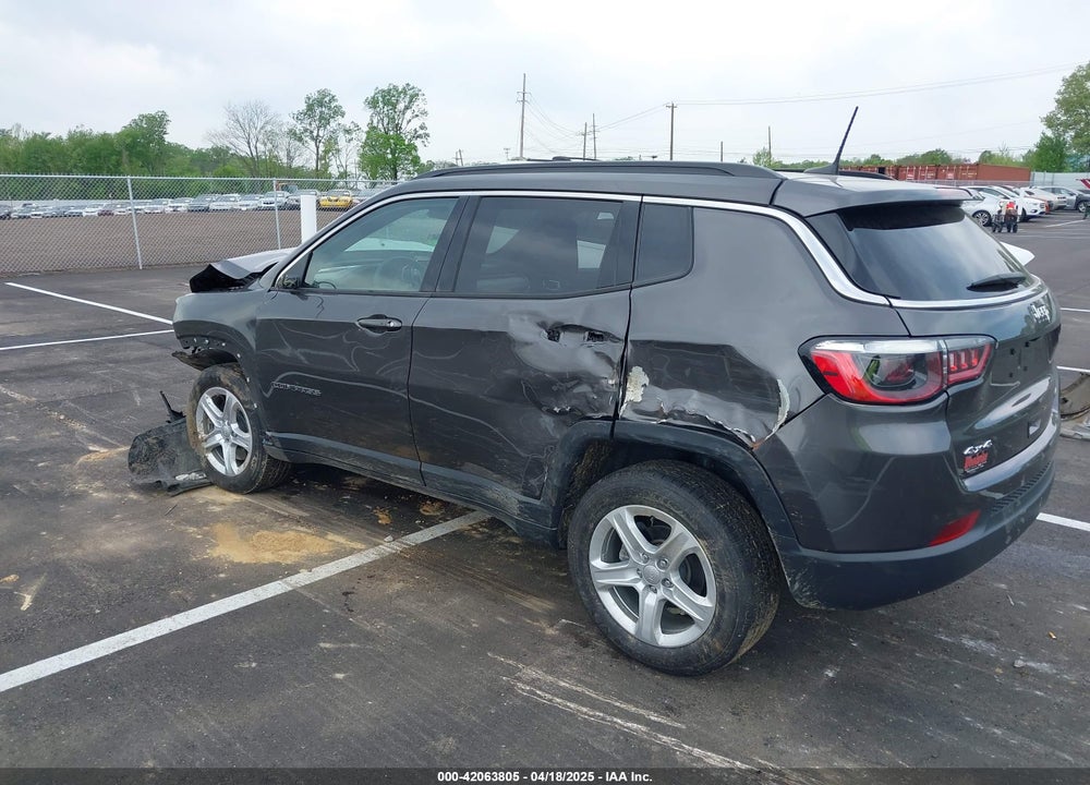 2024 JEEP COMPASS VIN: 3C4NJDBN0RT581776