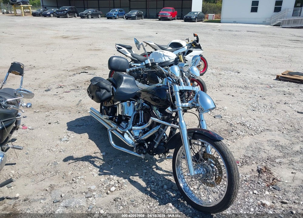 2002 HARLEY-DAVIDSON FXSTDI VIN: 1HD1JBB172Y023006