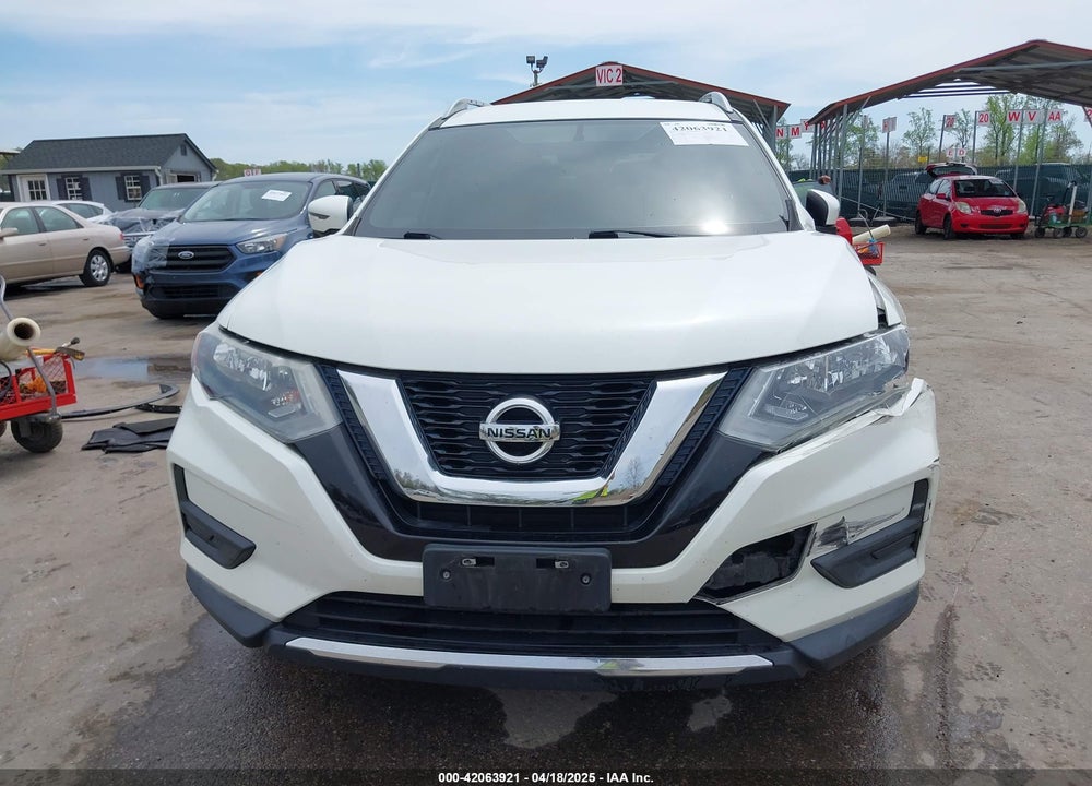 2017 NISSAN ROGUE VIN: 5N1AT2MM3HC794051