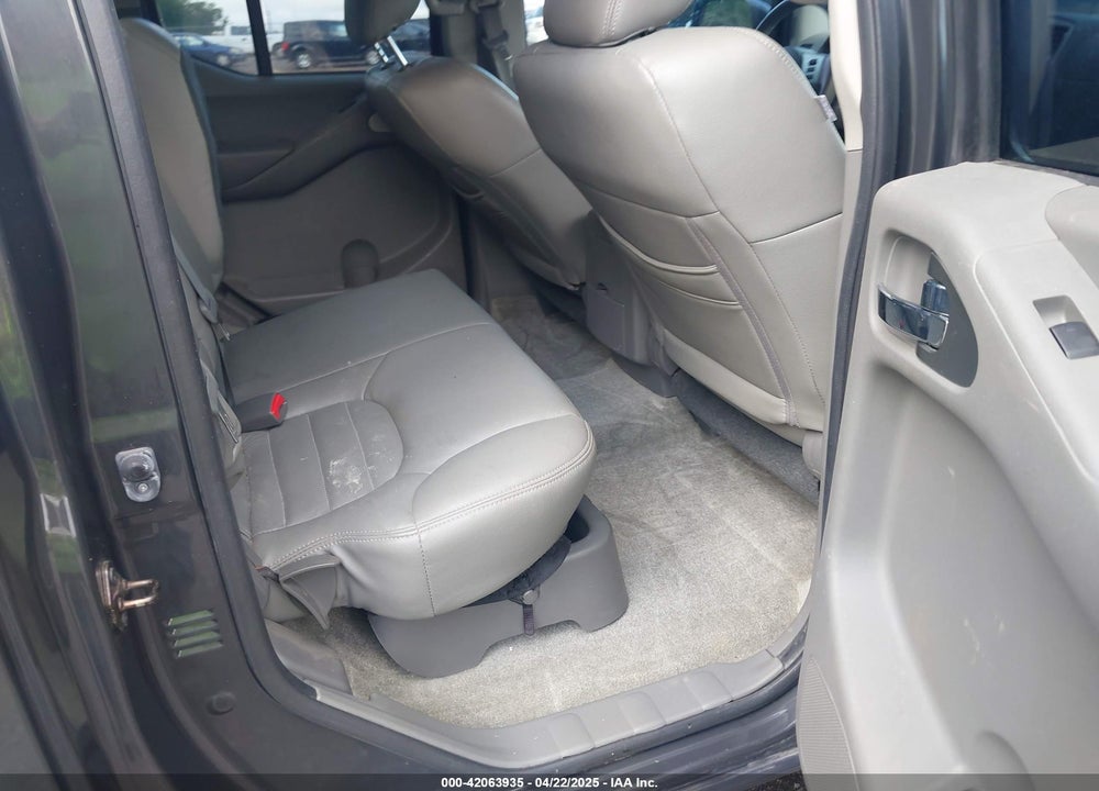 2015 NISSAN FRONTIER VIN: 1N6AD0EV6FN751948