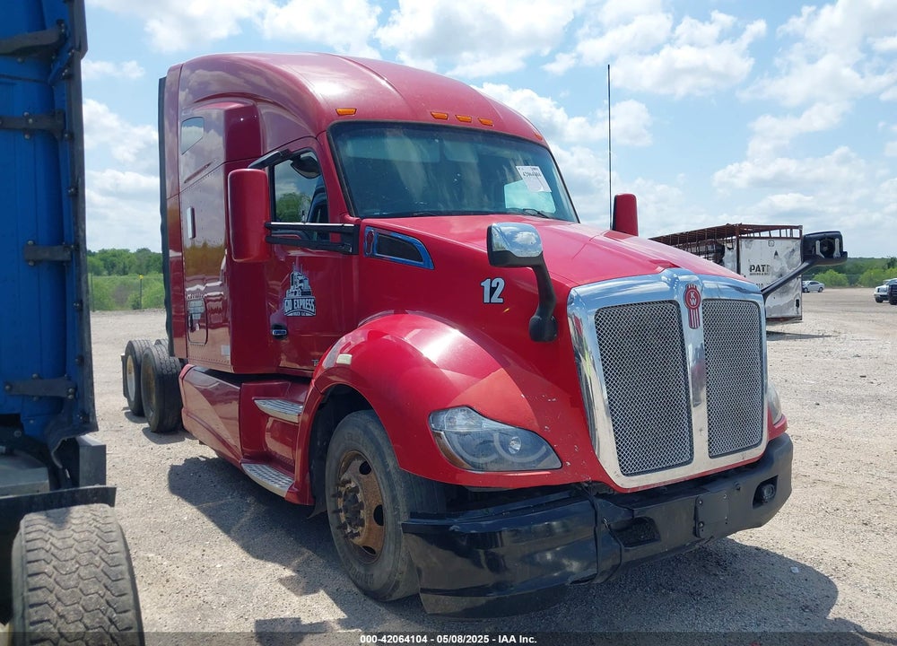 2015 KENWORTH CONSTRUCTION T680 VIN: 1XKYDP9XXFJ467496