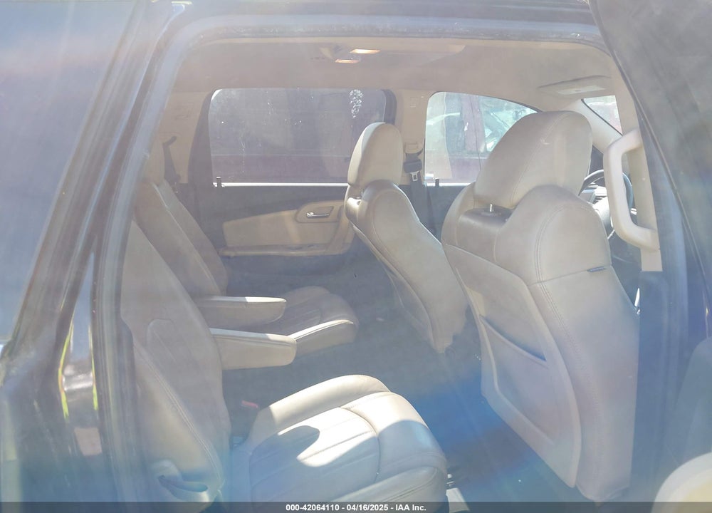 2011 CHEVROLET TRAVERSE LTZ VIN: 1GNKRLED0BJ407218