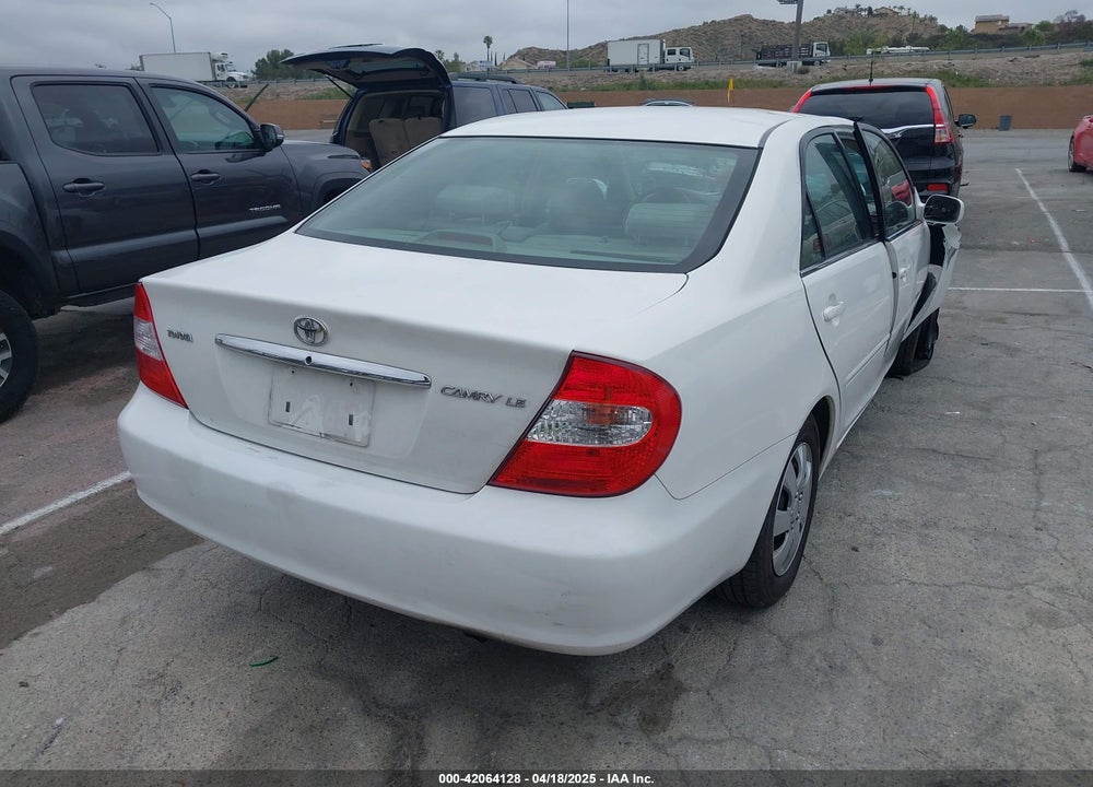 2002 TOYOTA CAMRY LE VIN: 4T1BE32K12U085223