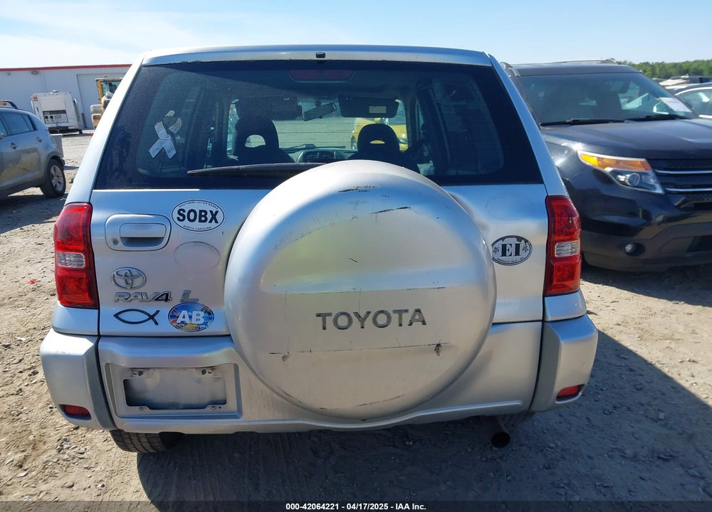 2004 TOYOTA RAV4 VIN: JTEGD20V140039062