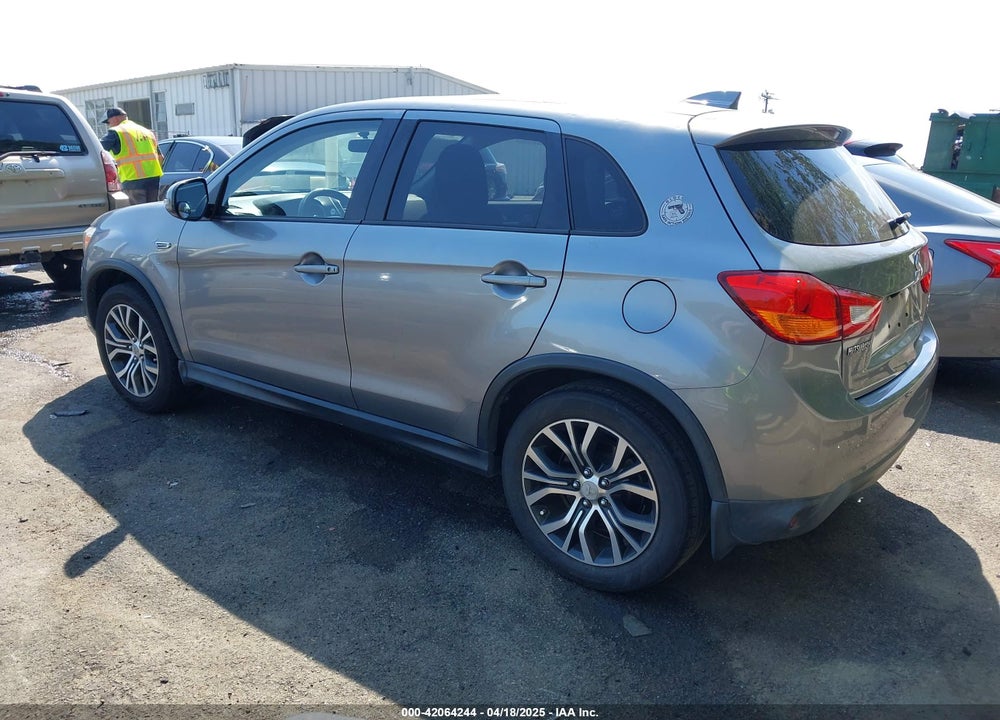 2017 MITSUBISHI OUTLANDER SPORT 2.4 SE VIN: JA4AP3AW4HZ040409