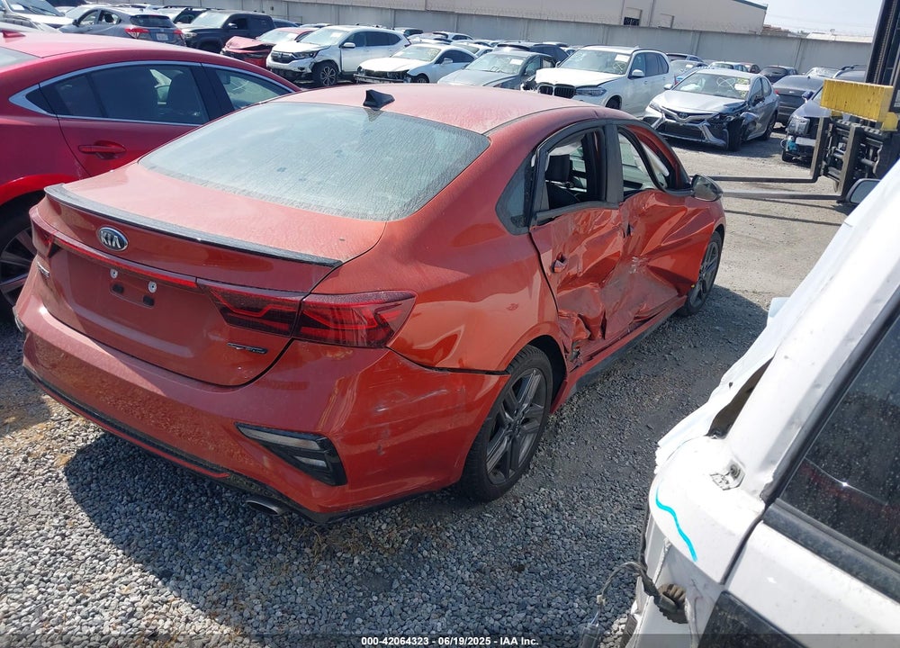 2021 KIA FORTE GT LINE VIN: 3KPF34AD5ME292378