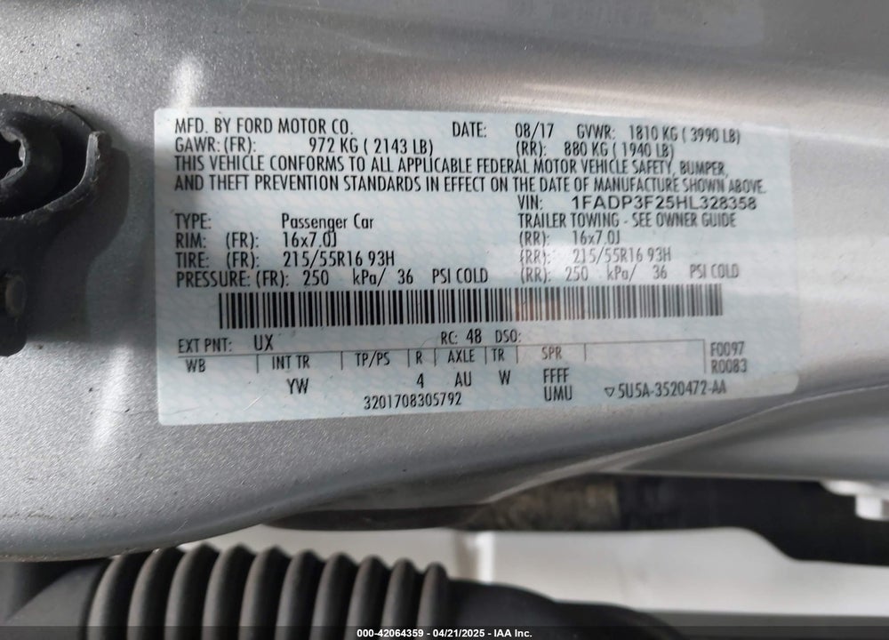 2017 FORD FOCUS SE VIN: 1FADP3F25HL328358