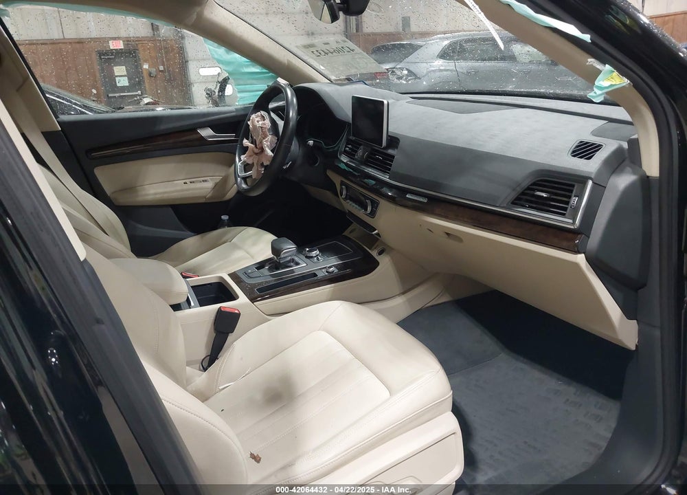 2019 AUDI Q5 VIN: WA1BNAFY1K2111025