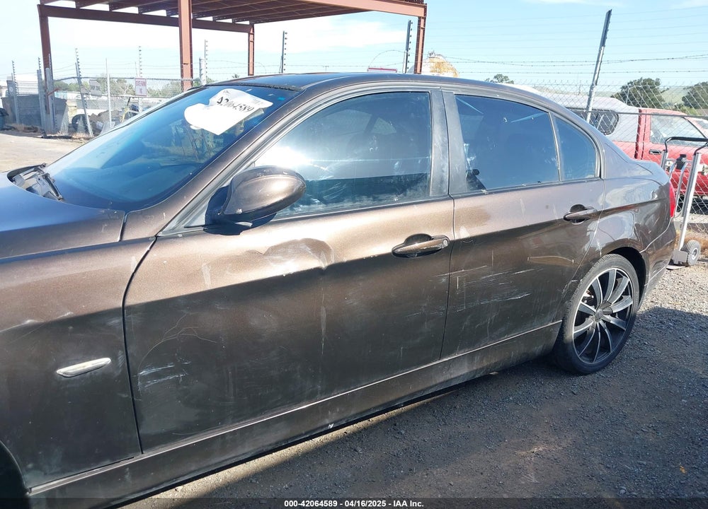 2007 BMW 328I VIN: WBAVA33547KX72119
