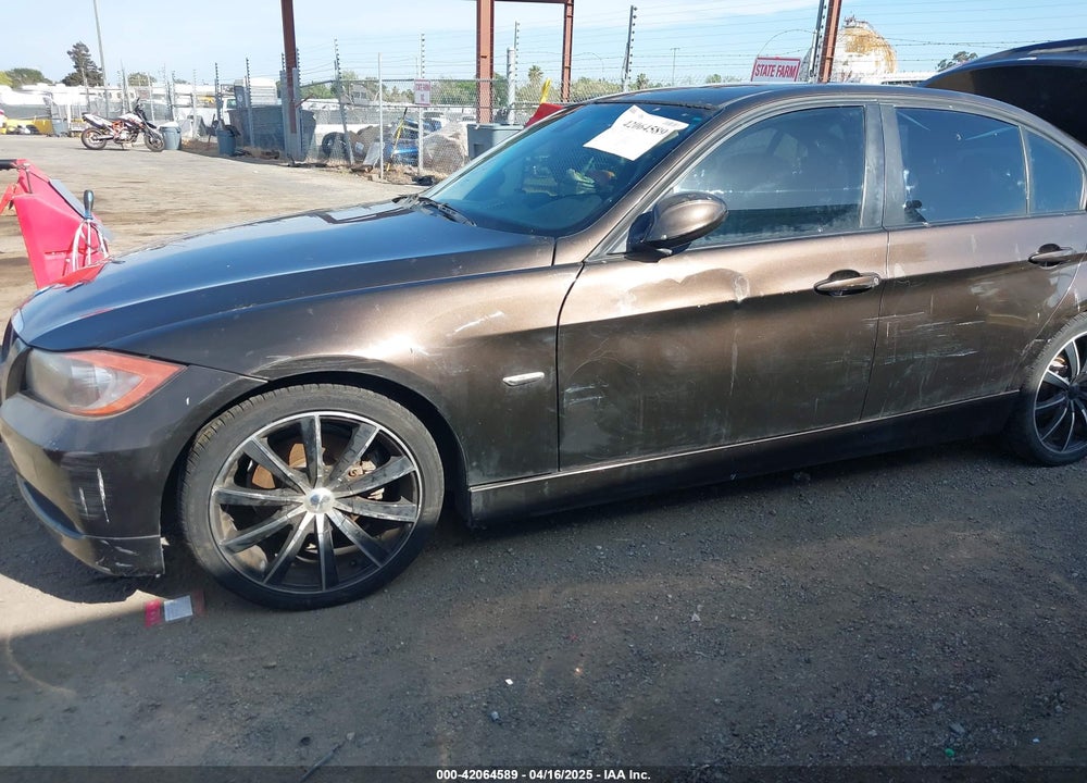 2007 BMW 328I VIN: WBAVA33547KX72119