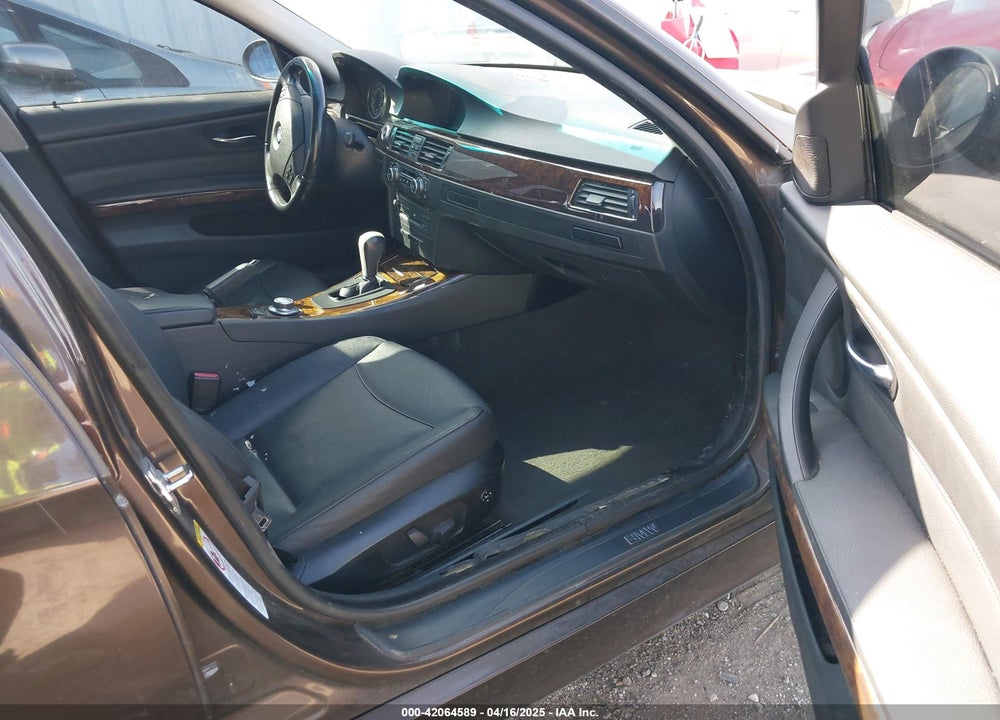 2007 BMW 328I VIN: WBAVA33547KX72119