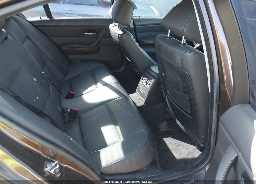 2007 BMW 328I VIN: WBAVA33547KX72119