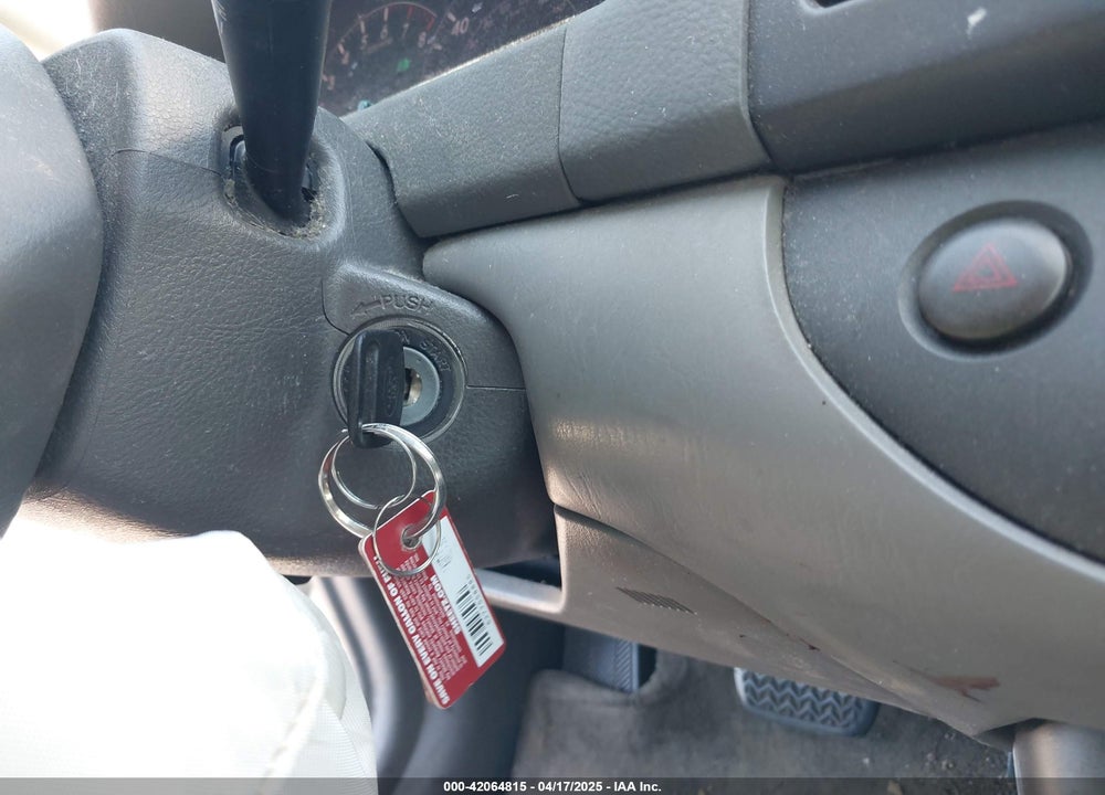2005 TOYOTA CAMRY VIN: 4T1BE32K35U632240