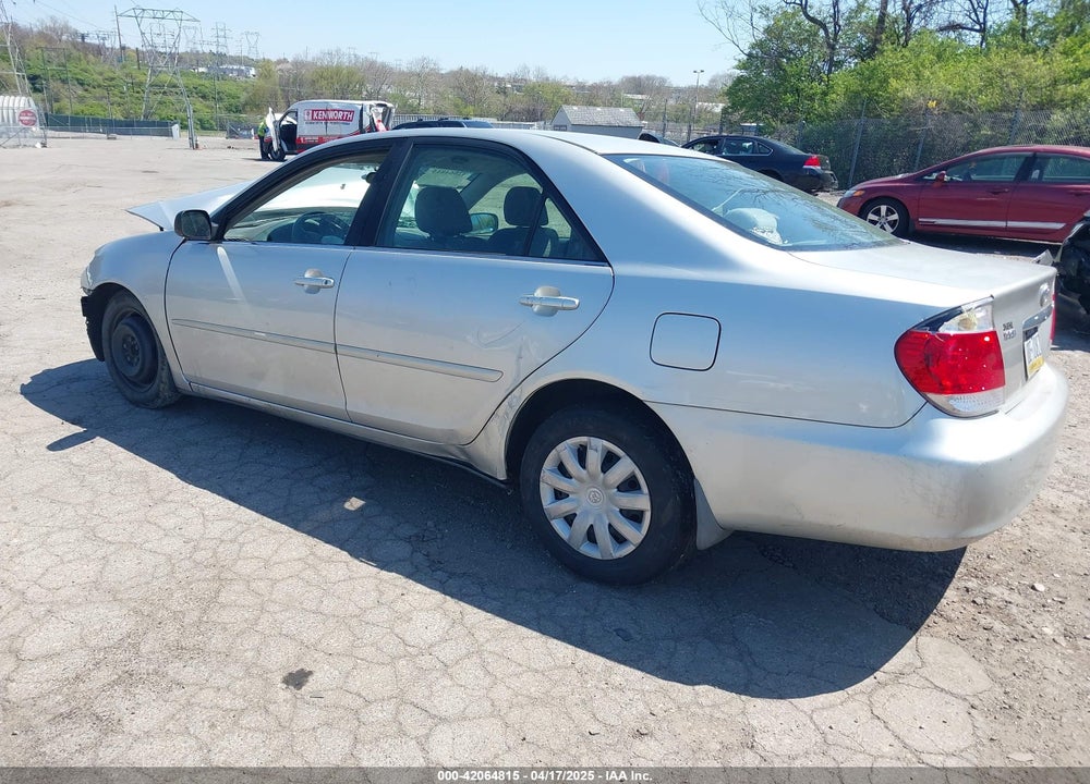 2005 TOYOTA CAMRY VIN: 4T1BE32K35U632240