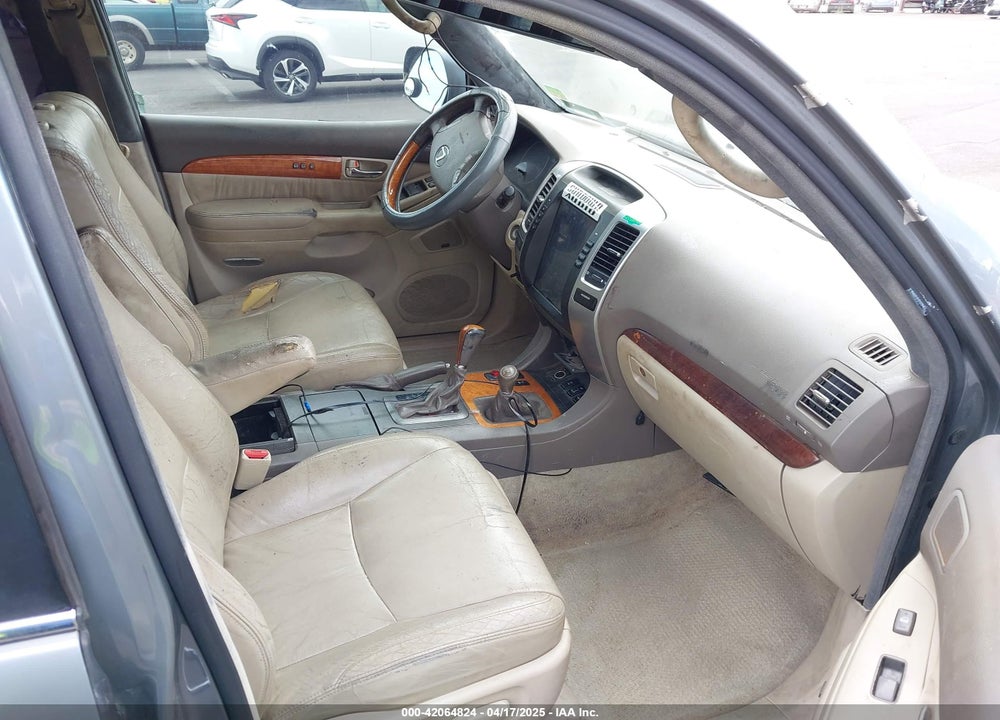 2003 LEXUS GX 470 VIN: JTJBT20X130021627