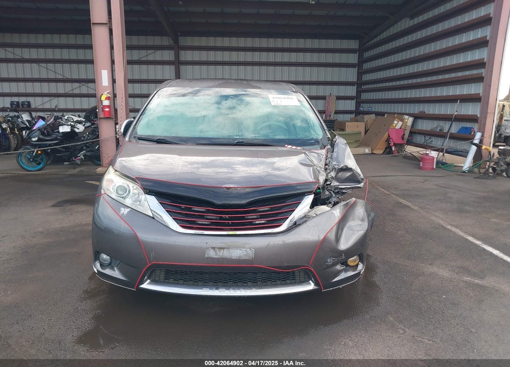 2011 TOYOTA SIENNA LE V6/LE V6 AUTO ACCESS SEAT VIN: 5TDKK3DC9BS091956
