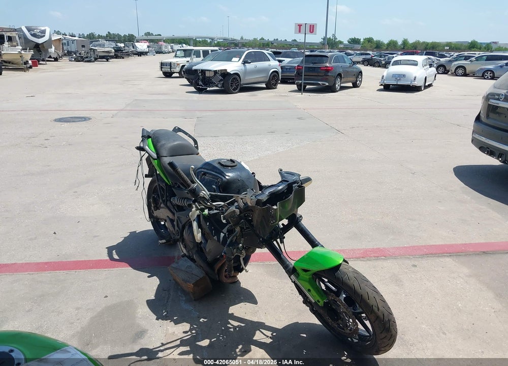 2014 KAWASAKI KLE650 D VIN: JKALEED12EDA08158