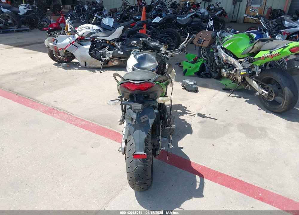 2014 KAWASAKI KLE650 D VIN: JKALEED12EDA08158
