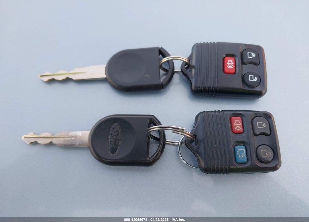 2008 FORD FOCUS SE/SES VIN: 1FAHP35N88W150733