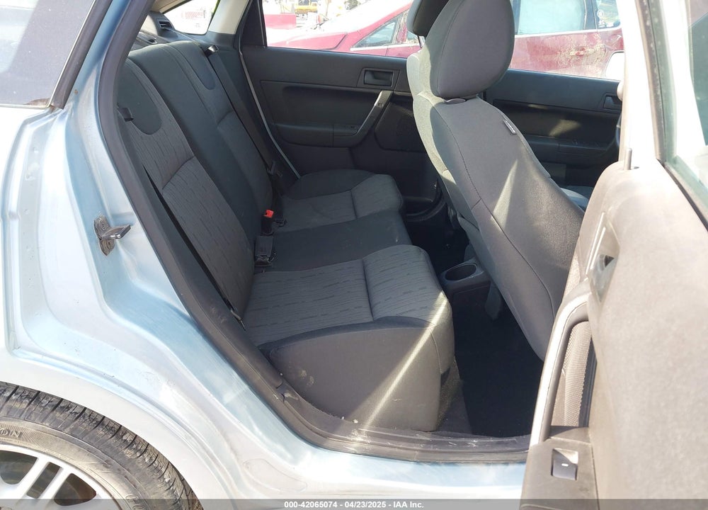 2008 FORD FOCUS SE/SES VIN: 1FAHP35N88W150733