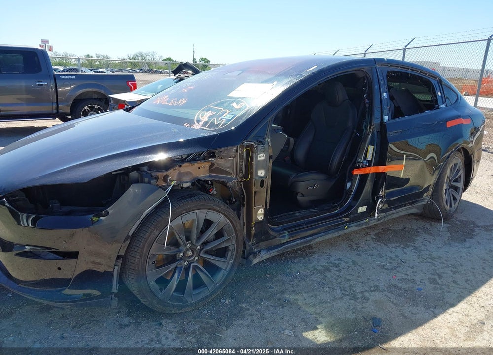 2023 TESLA MODEL X VIN: 7SAXCBE68PF376183