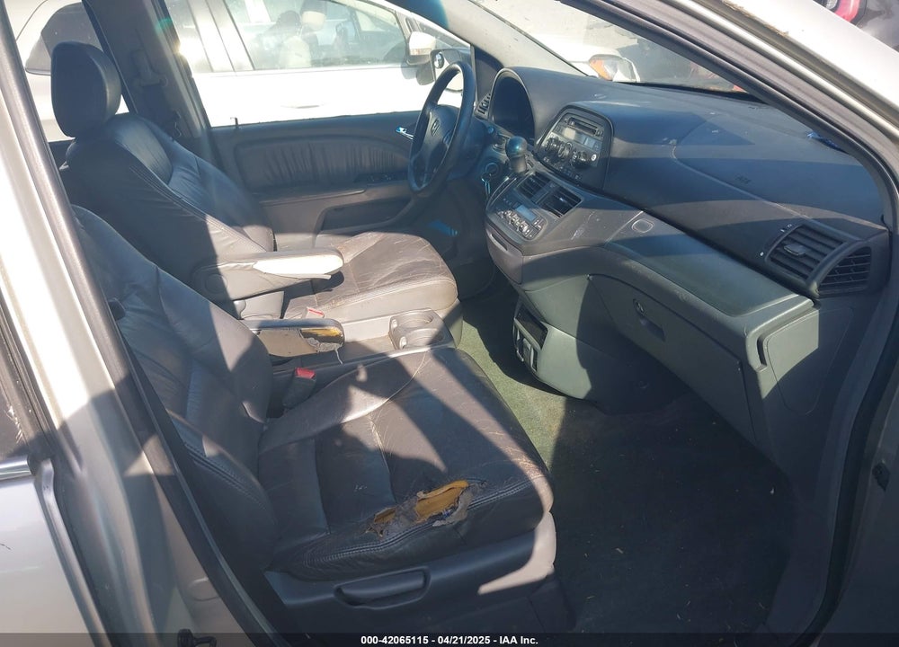2005 HONDA ODYSSEY EX-L VIN: 5FNRL38745B130258