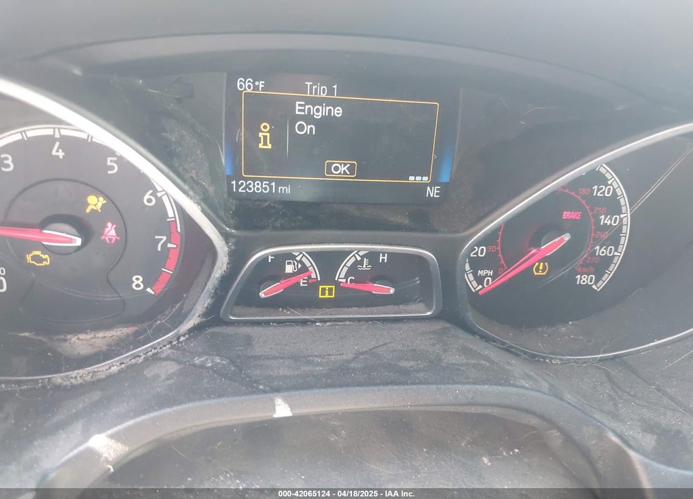 2018 FORD FOCUS VIN: 1FADP3L93JL318659