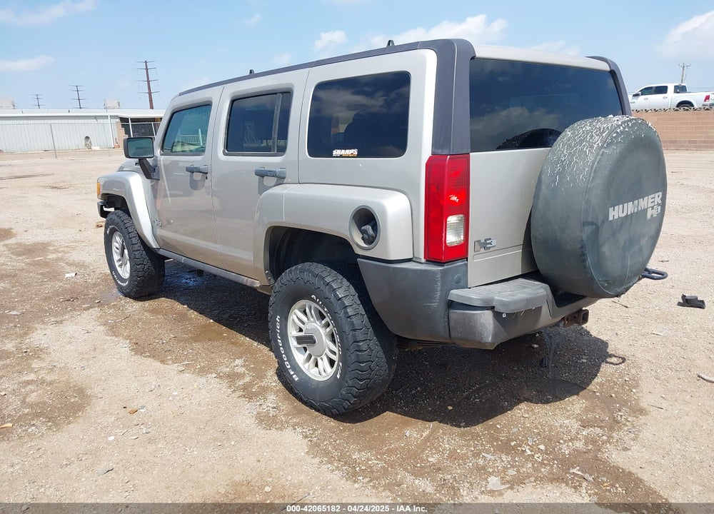 2006 HUMMER H3 SUV VIN: 5GTDN136168194601