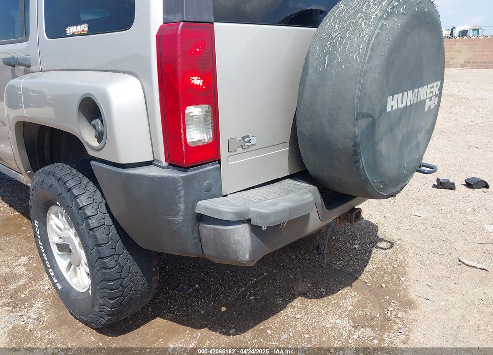 2006 HUMMER H3 SUV VIN: 5GTDN136168194601