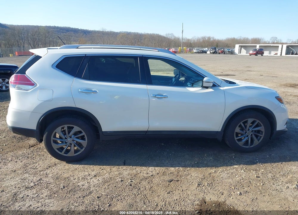 2016 NISSAN ROGUE VIN: 5N1AT2MV7GC790186