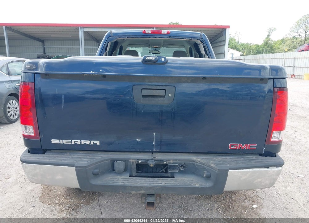 2008 GMC SIERRA 1500 VIN: 2GTEC13J181329734