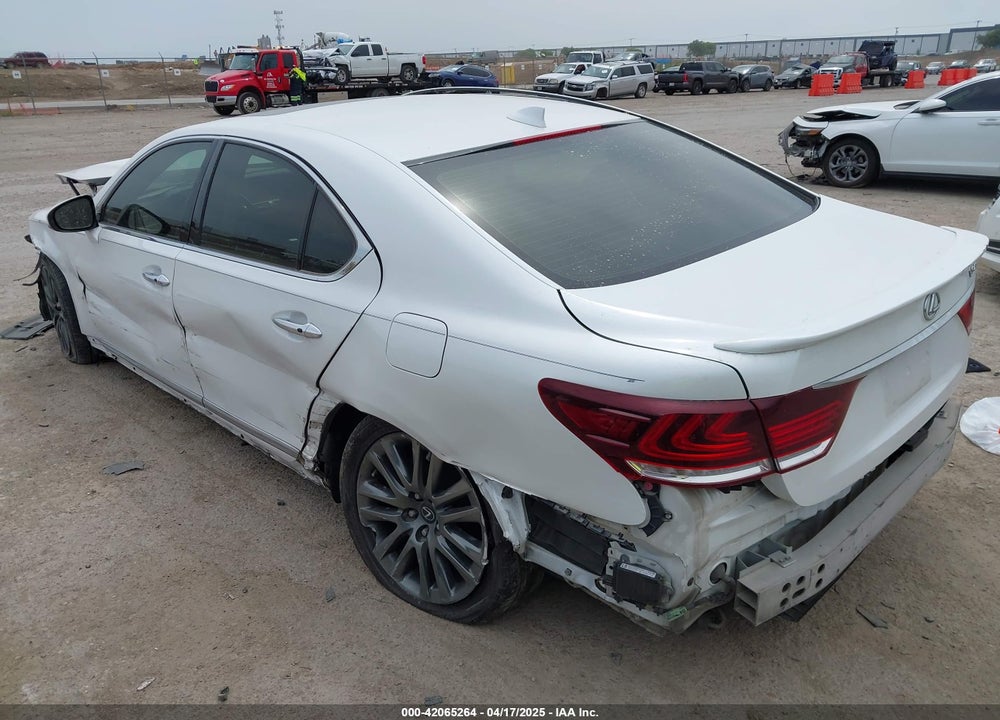 2015 LEXUS LS 460 VIN: JTHBL5EF8F5134324