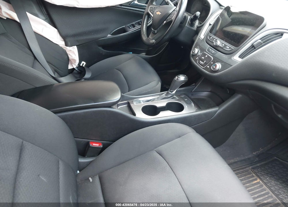 2020 CHEVROLET MALIBU VIN: 1G1ZG5ST4LF138562