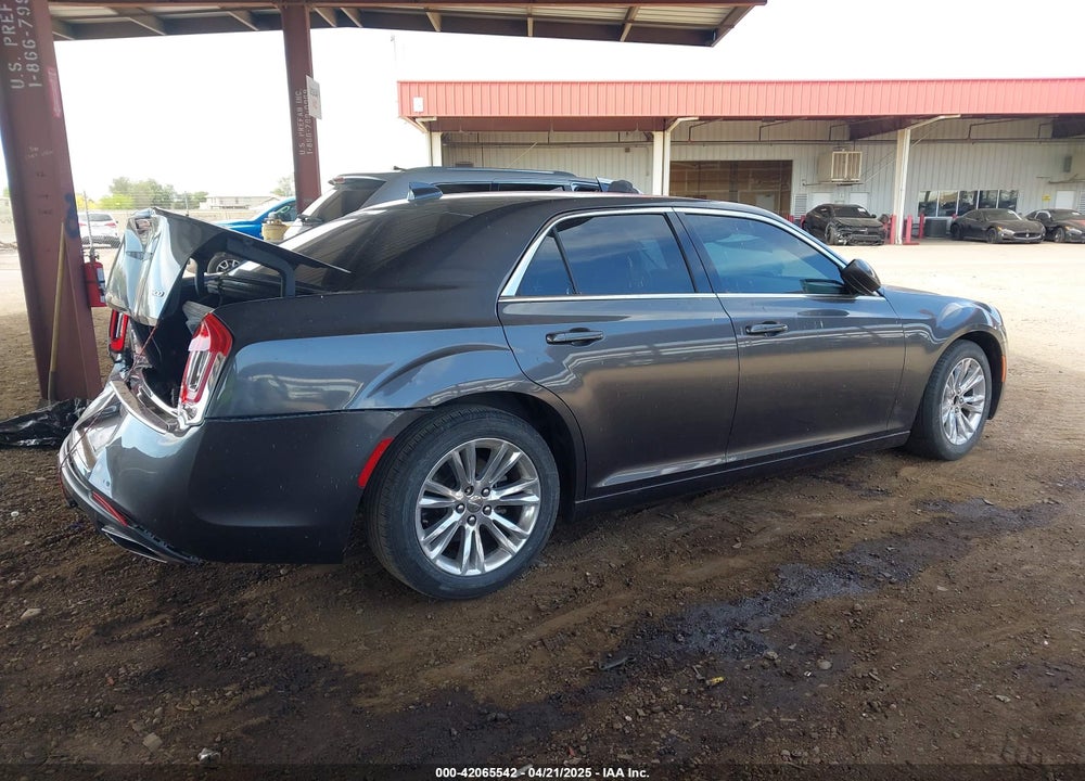 2017 CHRYSLER 300 VIN: 2C3CCAAG6HH576970
