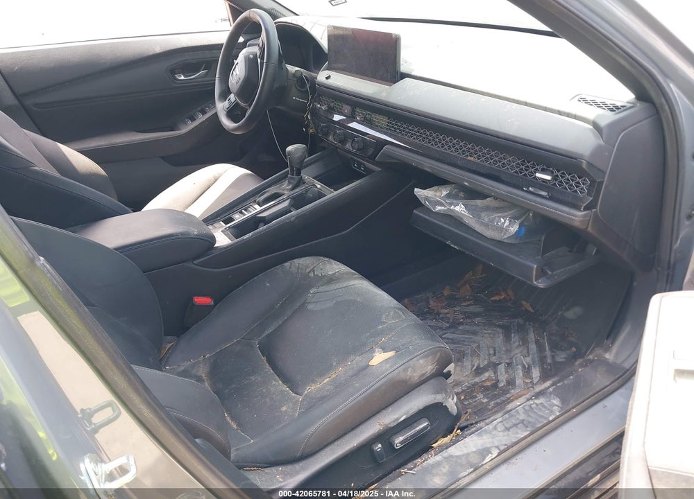 2024 HONDA ACCORD VIN: 1HGCY2F74RA058398