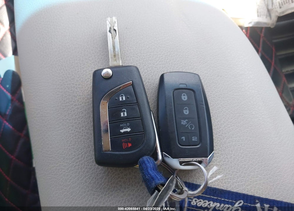 2018 TOYOTA CAMRY VIN: 4T1B11HK2JU616919